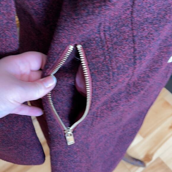 Wine Military Coat Gold Buttons Asymmetrical Foldover Collar Small NWT - Picture 9 of 14